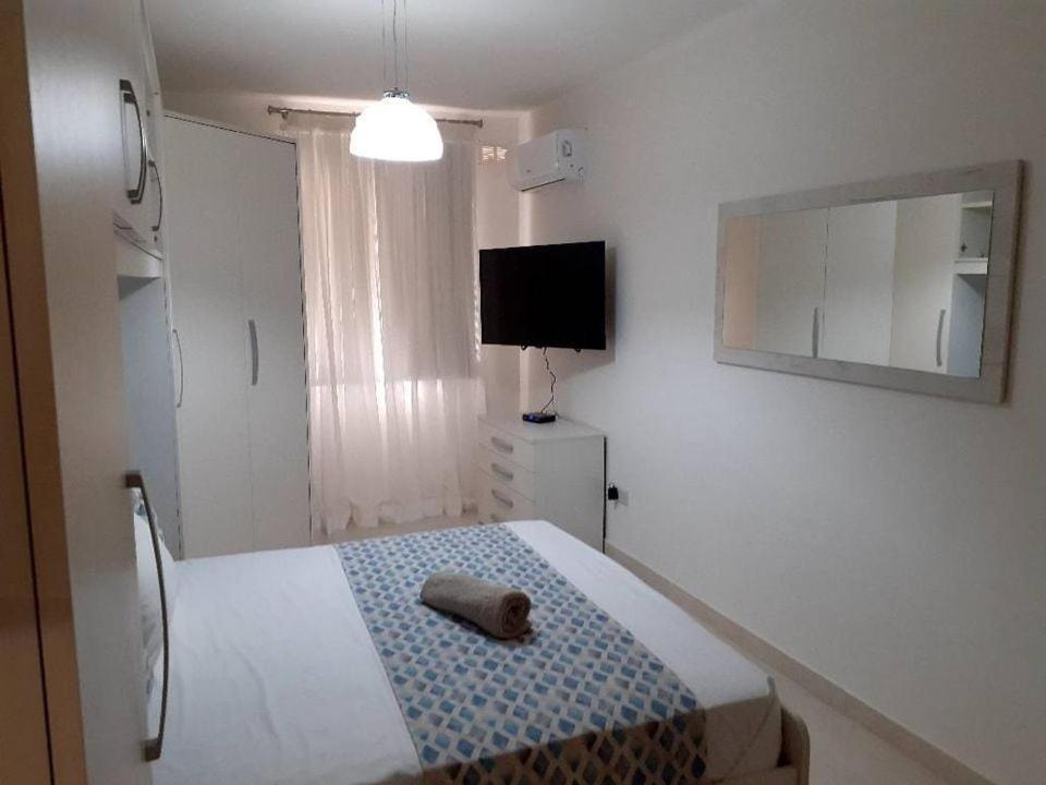 Beautiful, Sea View 2 Bedrooms Apartment, Marsalforn, Gozo Eksteriør billede